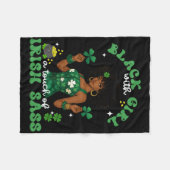 Schwarzes Mädchen mit irischem S St. Patrick's Day Fleecedecke (Vorderseite (Horizontal))