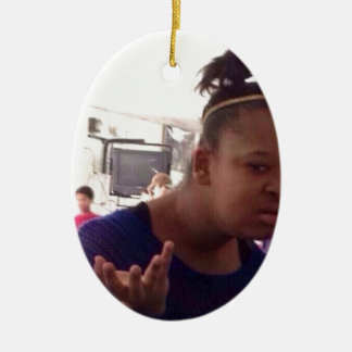 Schwarzes Mädchen welches meme Keramikornament