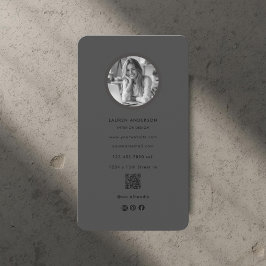 Schwarzes Minimalistisches Foto und QR-Code Modern Visitenkarte