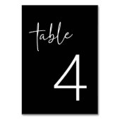 Schwarzes Minimalistisches Script-Brautparty-Flat Tischnummer (Vorderseite)