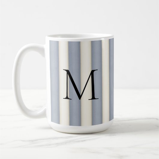 Schwarzes Monogramm auf grauem und antikem weißem Kaffeetasse (Links)