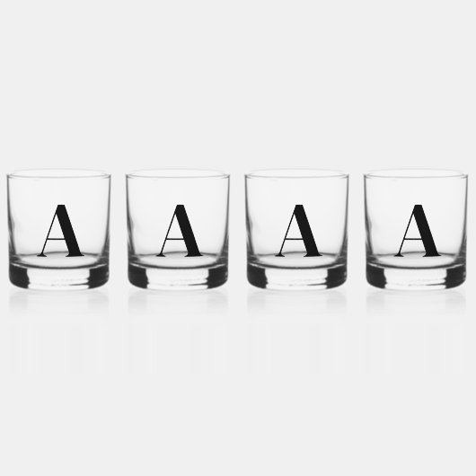 Schwarzes Monogramm erstes Set aus Whiskey-Glas Whiskyglas (Vorderseite)
