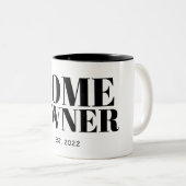 Schwarzes neues Eigenheim Jahr eingerichtet Zweifarbige Tasse (VorderseiteRechts)