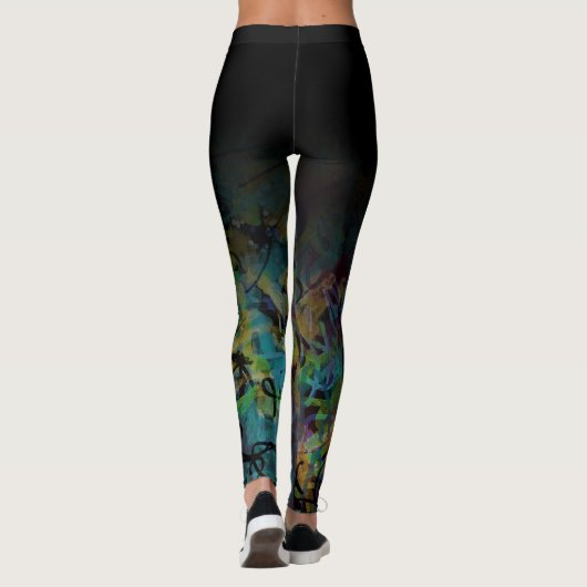 Schwarzes Ombre über mehrfarbiger abstrakter Kunst Leggings (Rückseite)