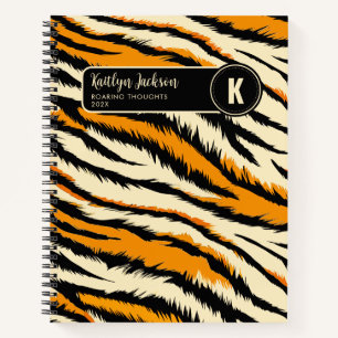 Schwarzes Orange Tiger Streifen Muster Monogramm Notizblock