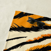 Schwarzes Orange Tiger Streifen Muster Monogramm Strandtuch (Beispiel)