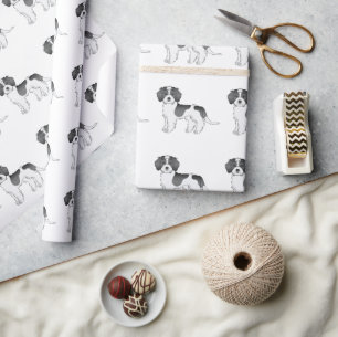 Schwarzes Parti-Farben-Mini-Goldendoodle-Hundemust Geschenkpapier
