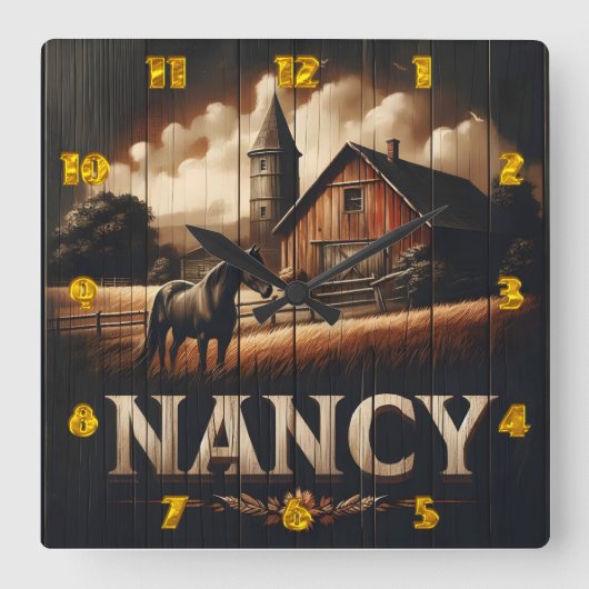 Schwarzes Pferd in der Nähe von Barn auf Nancy Far Quadratische Wanduhr (Vorderseite)