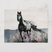 Schwarzes Pferd in Wildblumen Postkarte (Vorderseite)