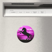 Schwarzes Pferd Lila Himmel und Wasser Magnet (In Situ (Geschirrspüler))