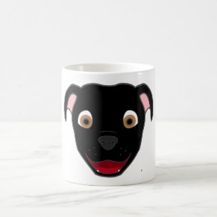 Schwarzes Pitbull stellen gegenüber Kaffeetasse