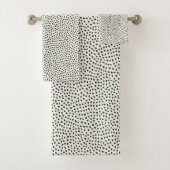 Schwarzes Punktmuster Badhandtuch Set (Insitu)