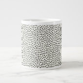 Schwarzes Punktmuster Jumbo-Tasse (Vorderseite)