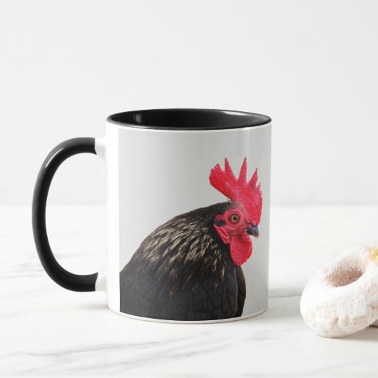 Schwarzes Rooster Guten Morgen! Tasse (Mit Donut)