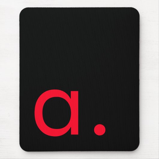 Schwarzes rotes Monogramm Anfangsbuchstabe modern Mousepad (Vorne)