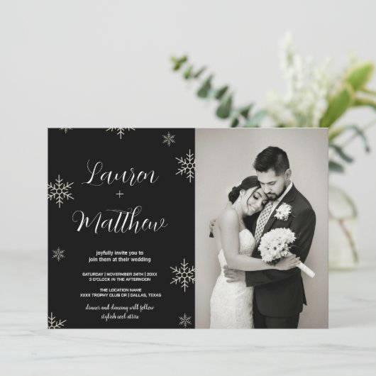 Schwarzes Schnee Hochzeitseinladungen mit Foto Einladung (Stehend Vorderseite)