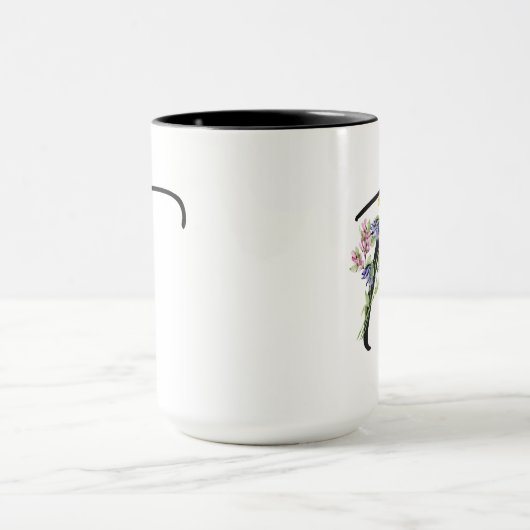 Schwarzes Script Letter "T" Farbige Wildblumen Tasse (Zentrum)