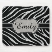 Schwarzes silbernes Glitzerzebra-Muster-Monogramm Mousepad (Vorne)