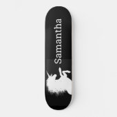 Schwarzes Skateboard Weißes Einhorn (Vorderseite)