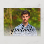 Schwarzes Skript-Abschluss SAVE THE DATE Postkarte (Vorderseite)