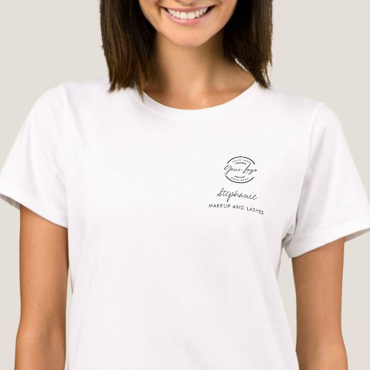 Schwarzes Skript Mitarbeitername Geschäftslogo Mak T-Shirt