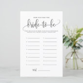 Schwarzes Skript wie alt war das Brautduschenspiel (Stehend Vorderseite)