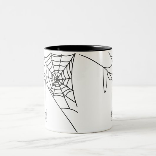 Schwarzes Spinnennetz und Spinne, Trick oder Trete Zweifarbige Tasse (Mittel)