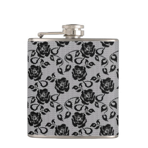 Schwarzes Spitzemuster auf weißem Hintergrund Flachmann