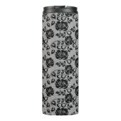 Schwarzes Spitzemuster auf weißem Hintergrund Thermosbecher (Rückseite)
