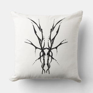 Schwarzes Stammeshirsch-Schädel-Jagd-Design Kissen