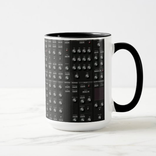 Schwarzes Synth stellen Tasse gegenüber (Rechts)