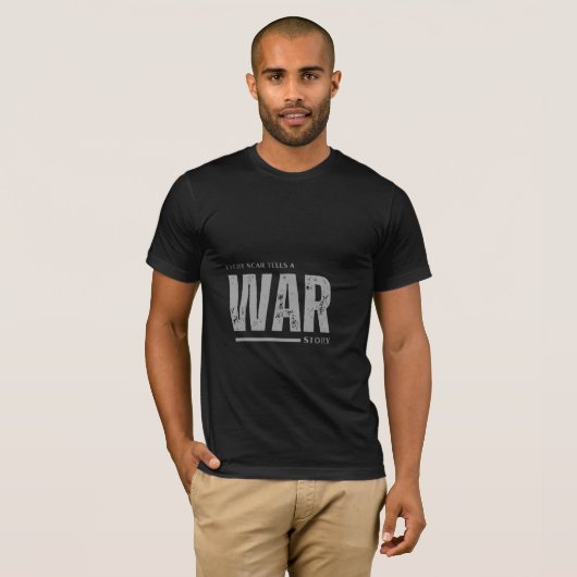 Schwarzes T-Shirt mit halben Ärmeln und Design (Vorne ganz)