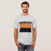Schwarzes Tank Top mit Sonnenuntergang (Vorne ganz)