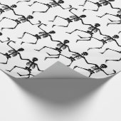 Schwarzes Tanzskull Halloween-Muster Geschenkpapier (Ecke)