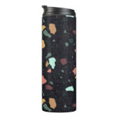 Schwarzes Terrazzo-Muster Thermosbecher (Nach rechts gedreht)