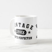 Schwarzes Text-Vintages gealtert zur Kaffeetasse (Vorderseite Links)