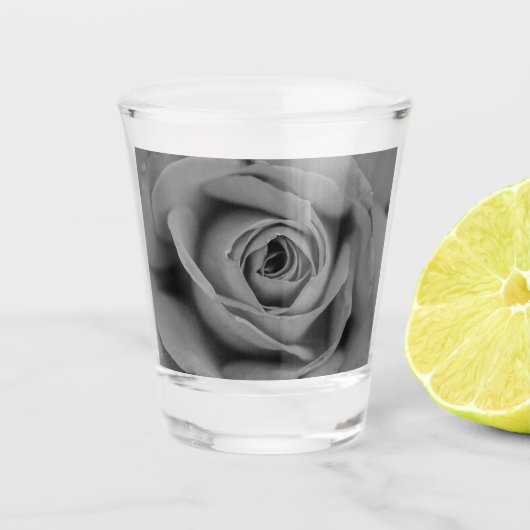 Schwarzes u. weißes Rosen-Schuss-Glas Schnapsglas (Vorderseite)
