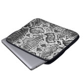 Schwarzes u. weißes Snakeskin Muster Laptopschutzhülle (Vorne Knopf)
