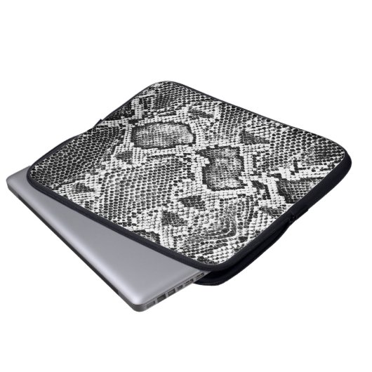 Schwarzes u. weißes Snakeskin Muster Laptopschutzhülle (Vorne Knopf)