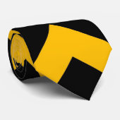 Schwarzes und gelbes Zickzack Zickzack-Muster Krawatte (Gerollt)