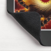 Schwarzes und goldenes Fraktal aus Garn Mousepad (Ecke)