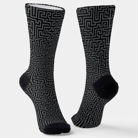 Schwarzes und graues geometrisches Labyrinthmuster Socken (Gewinkelt)