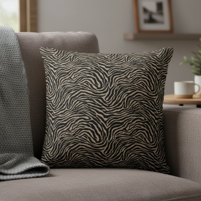 Schwarzes und helles cremefarbenes Zebramuster Dek Kissen (Zebra print throw pillow. Classic and cozy!)