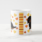 Schwarzes und langhaarige Dackel 3 TANs Jumbo-Tasse (Vorderseite)