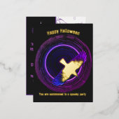 Schwarzes und Lila Crow Halloween Folie Einladungspostkarte (Vorderseite/Rückseite)