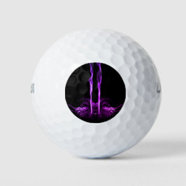 Schwarzes und Lila Drachenrauchen Golfball