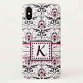 Schwarzes und rosa Damast-Monogramm Case-Mate iPhone Hülle (Rückseite)