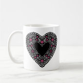 Schwarzes und rosa Spitzenherz Kaffeetasse (Links)