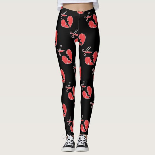 Schwarzes und rotes Herz Leggings (Vorderseite)