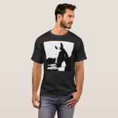 Schwarzes und Weiß T-Shirt (Vorne ganz)